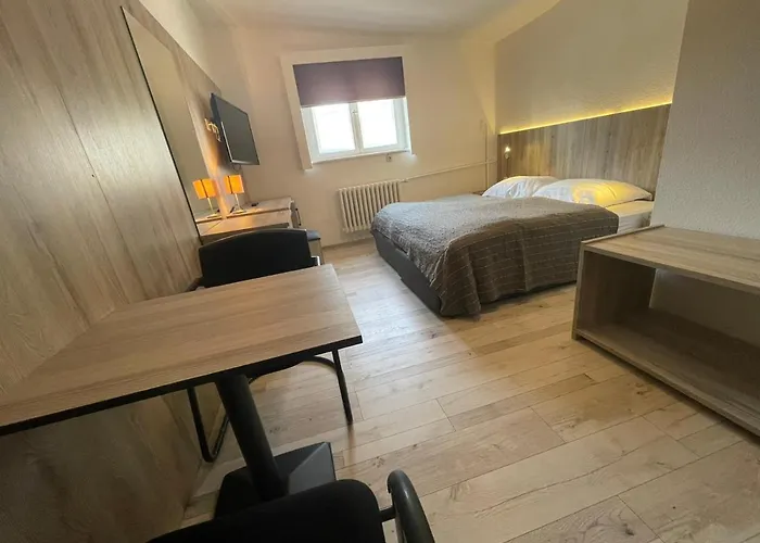 Der Kretaner بيت ضيافة