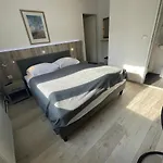 Konukevi Der Kretaner Berlin
