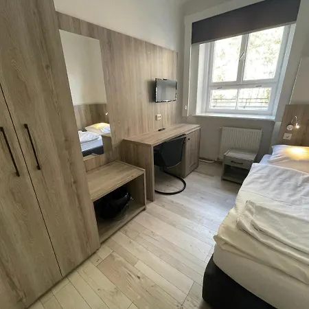 Der Kretaner 招待所 柏林