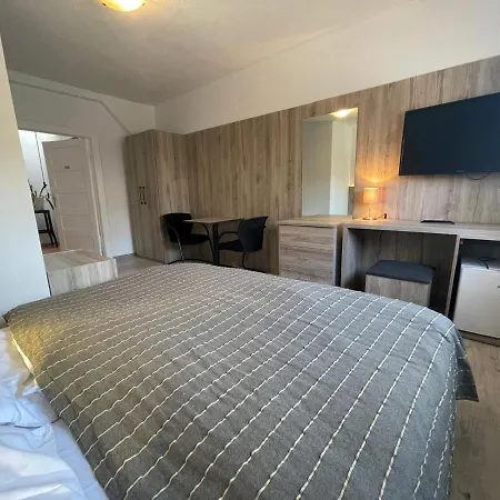 Der Kretaner 招待所