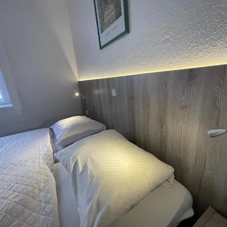 Der Kretaner Penzion Berlín